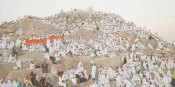 فنانون على جبل عرفات
