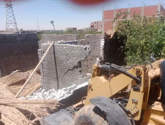 محافظ أسيوط: إزالة 50 حالة تعدٍ واسترداد 11 فداناً ضمن الموجة الـ29 4 - جريدة الجمهورية 3 34 - جريدة الجمهورية