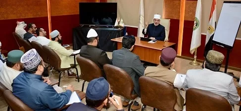 مفتي الجمهورية: المنهج الأزهري نموذج متوازن في فهم النصوص ومواجهة الفكر المتطرف 1 - جريدة الجمهورية مفتي الجمهورية: المنهج الأزهري نموذج متوازن في فهم النصوص ومواجهة الفكر المتطرف