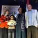 بالجلباب البلدي.. مدير مدرسة الجامعة الابتدائية بأسيوط يُكرّم المتفوقين.. ويوجه رسالة للأجيال بالتمسك بالأصالة