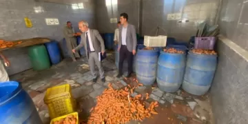 ضبط 26 طن مخللات غير صالحة للاستهلاك الآدمي بالشرقية