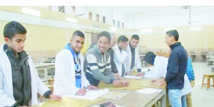 اليوم.. انطلاق امتحانات العملى للدبلومات الفنية