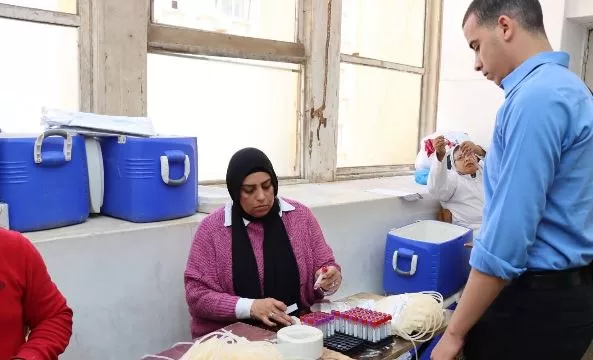 بمشاركة 408 طلاب.. جامعة الإسكندرية تنظم حملة للتبرع بالدم بالتعاون مع الدفاع الشعبي 6 - جريدة الجمهورية 6 32 - جريدة الجمهورية