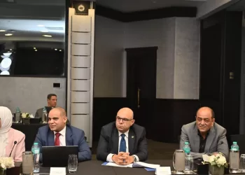 وزير الاستثمار والتجارة الخارجية يعقد اجتماعًا موسعًا مع مجلس إدارة الاتحاد العام للغرف التجارية لبحث تعزيز الصادرات المصرية وتحسين تنافسية المنتج الوطني 2 - جريدة الجمهورية وزير الاستثمار والتجارة الخارجية يعقد اجتماعًا موسعًا مع مجلس إدارة الاتحاد العام للغرف التجارية لبحث تعزيز الصادرات المصرية وتحسين تنافسية المنتج الوطني