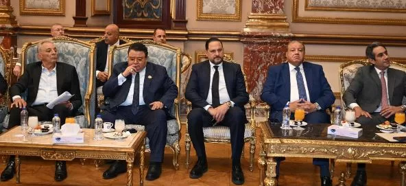 «ثقافة الشيوخ» تناقش مقترحاً برلمانياً لتفعيل «حق الأداء العلني» برعاية جهاز الملكية الفكرية 3 - جريدة الجمهورية 8 35 - جريدة الجمهورية
