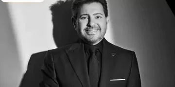 «الأعلى للإعلام» ينعي الفنان الكبير هاني شاكر: كان نموذجًا للفن الأصيل