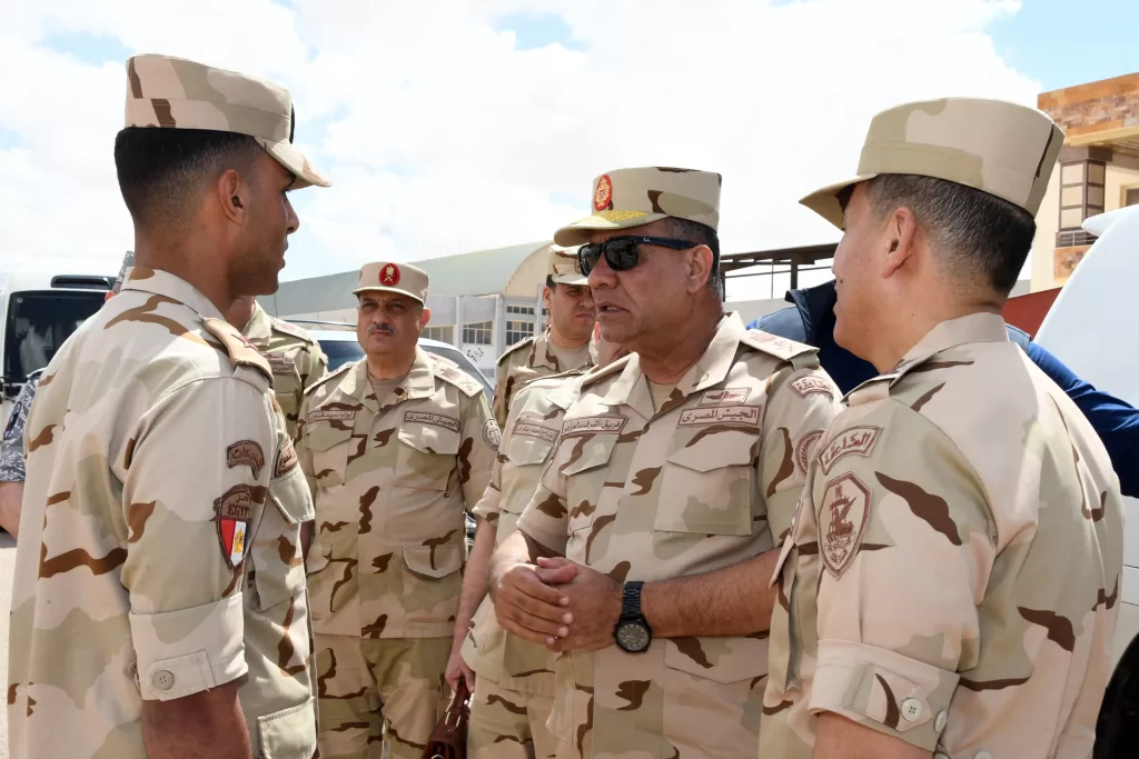 وزير الدفاع والإنتاج الحربى يلتقى عدداً من مقاتلى المنطقة الغربية العسكرية 2 - جريدة الجمهورية WhatsApp Image 2026 05 04 at 6.11.45 PM - جريدة الجمهورية