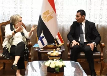 وزير الشباب والرياضة يستقبل سفيرة فنلندا لبحث تعزيز التعاون المشترك