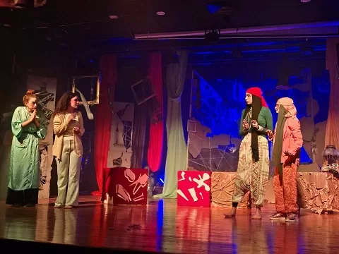 جامعة القاهرة تواصل فعاليات مهرجان المسرح الجامعي بعروض طلابية متميزة 5 - جريدة الجمهورية WhatsApp Image 2026 05 06 at 10.44.21 PM 1 1 - جريدة الجمهورية