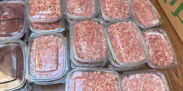 حملات بيطرية مكثفة بأسيوط تضبط 1.3 طن لحوم فاسدة خلال شهر