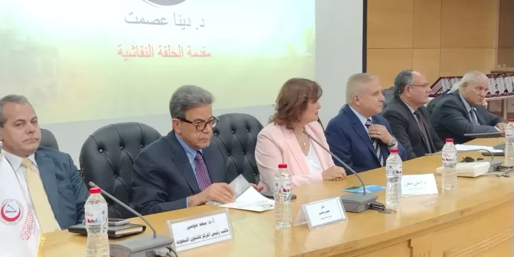 انطلاق الحلقة النقاشية حول توحيد الرؤى بمنظومة الغذاء ذي الأصل الحيواني بمركز البحوث الزراعية