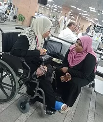 الأزهر يواصل خطته التوعوية للحجاج عبر الواعظات داخل المطارات المصرية 3 - جريدة الجمهورية الأزهر يواصل خطته التوعوية للحجاج عبر الواعظات داخل المطارات المصرية