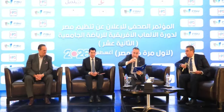 وزير التعليم العالي: نسعى لزيادة دخول «الأساتذة».. والتوسع في البرامج الخاصة لا يمس المجانية