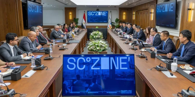 رئيس اقتصادية قناة السويس يستقبل وفد منطقة “تشيانهاي شنزن الخاصة” الصينية لبحث آفاق التعاون