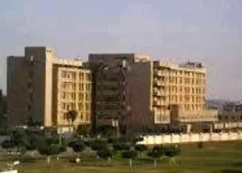 حل أزمة مستشفى التأمين الصحي بالعاشر.. ونقل الأصول للهيئة لتأهيله وتشغيله