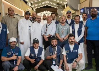 وزير السياحة يتابع جاهزية تصعيد حجاج السياحة إلى عرفات.. و24 لجنة ميدانية تعمل على مدار الساعة