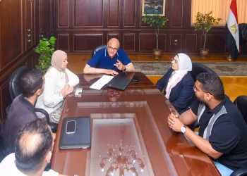 الإسكندرية تبحث إطلاق تطبيق “بيكيا باي” لتحويل المخلفات إلى دخل للمواطنين