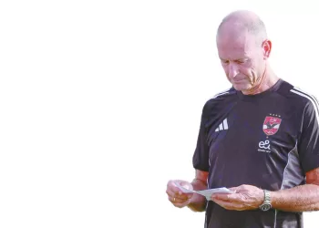 بسبب الأزمة المالية.. الزمالك يفكر فى «بيع» النجوم
