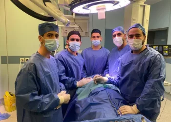 مستشفى كفر الشيخ الجامعي يجري جراحة دقيقة لاستئصال الطحال وكيس حويصلي عملاق بالمنظار الجراحي