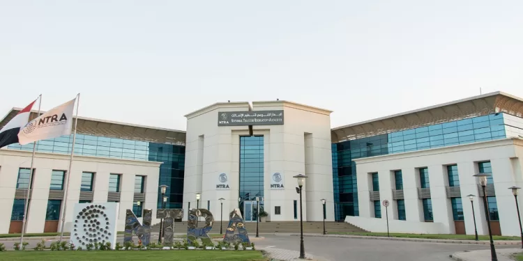 الجهاز القومي لتنظيم الاتصالات يحدد أوقات عمل منافذ بيع مقدمي خدمات الاتصالات خلال عيد الأضحى المبارك