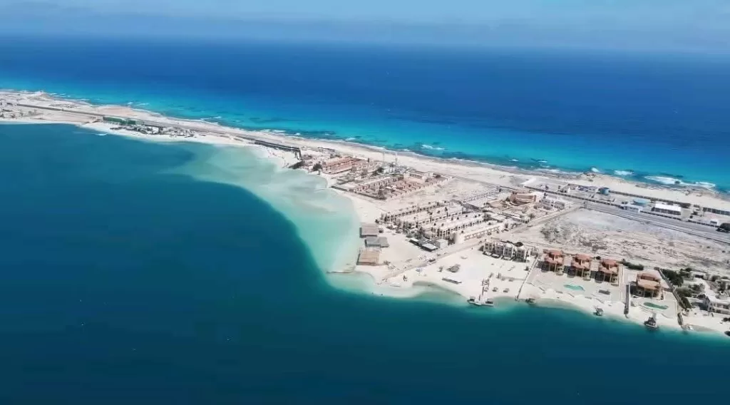 برمالها البيضاء وجمال شواطئها... مرسى مطروح تُنهي استعداداتها لاستقبال عيد الأضحى المبارك 2 - جريدة الجمهورية WhatsApp Image 2026 05 25 at 11.34.29 AM 1 - جريدة الجمهورية
