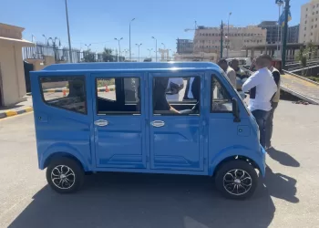 بأمر المحافظ.. السيارة الكهربائية صديقة البيئة بديلًا لـ «التوك توك» في شوارع الإسكندرية