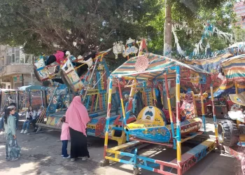عيد الأضحى فرحة في الإسكندرية.. والبحر يضحك لأبناء الثغر وضيوفها