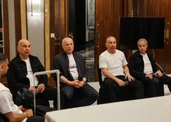 أبو ريدة يؤازر الفراعنة قبل رحلة المونديال: «ثقتنا بكم بلا حدود لصناعة تاريخ جديد»