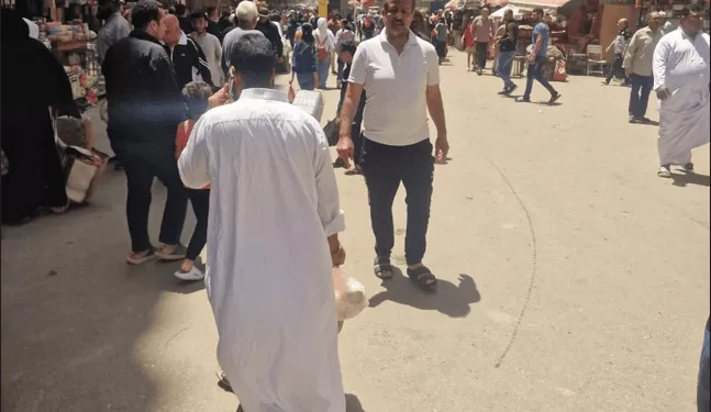 استجابةً لشكاوى أهالي شارع «دكتور لاشين».. رئيس حي الهرم يوجه بتنظيم الأعمال وفتح الطريق