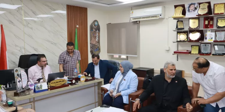 غرفة عمليات الشهادة الإعدادية تتابع انتظام الامتحانات بالدقهلية