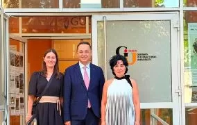 الجامعة الألمانية ببرلين تستضيف الملتقى الاقتصادي السنوي لمقاطعة راينيكِندورف بحضور 250 من قادة المال والأعمال