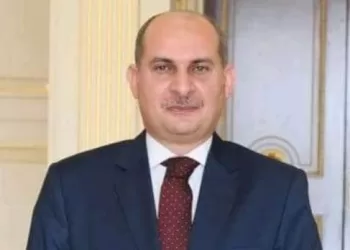 مدير تحرير «الجمهورية» يبارك للسفير أسامة رضوان توليه مهام سفير مصر لدى أيرلندا