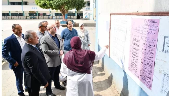 محافظ الفيوم يتفقد لجان الإعدادية ويوجه برفع الإشغالات حول المدارس 4 - جريدة الجمهورية 2 28 - جريدة الجمهورية