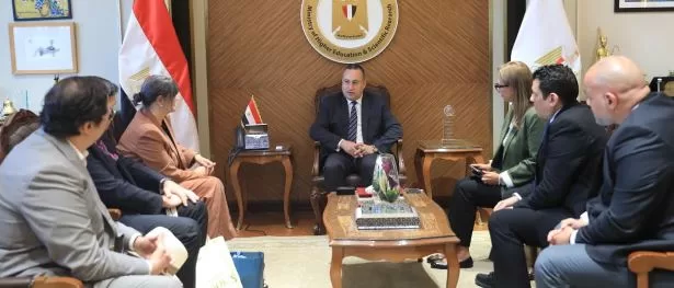 2 42 - جريدة الجمهورية