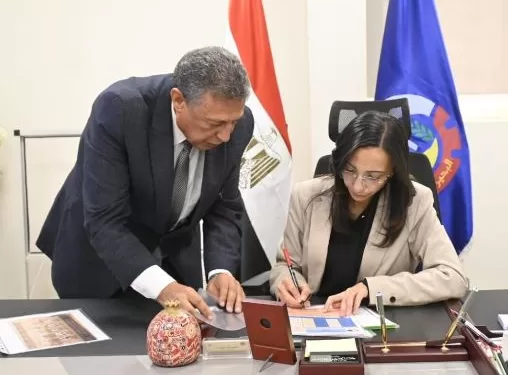 بنسبة نجاح 72%.. محافظ البحيرة تعتمد نتيجة امتحانات الفصل الدراسي الثاني للشهادة الإعدادية 1 - جريدة الجمهورية بنسبة نجاح 72%.. محافظ البحيرة تعتمد نتيجة امتحانات الفصل الدراسي الثاني للشهادة الإعدادية