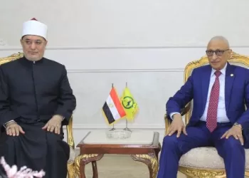 محافظ شمال سيناء يستقبل مفتي الجمهورية لبحث تعزيز الوعي ونشر الفكر الوسطي