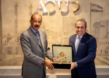 رئيس إريتريا يزور «العاصمة الجديدة».. ويشيد بالبرج الأيقوني والمنشآت الثقافية