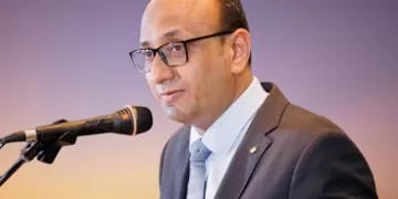 ثقة رفيعة لمسيرة مشرفة.. السفير إبراهيم الخولي قنصلًا لمصر في العقبة الأردنية