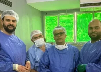 إنجاز طبي جديد بالفيوم.. استئصال ورم يزن ٥ كيلوجرامات من مبيض سيدة بمستشفى العام