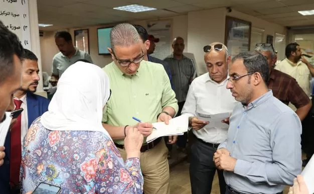 محافظ الجيزة يتفقد المركز التكنولوجي بحي العجوزة لمتابعة سير العمل وتيسير الخدمات 6 - جريدة الجمهورية 6 36 - جريدة الجمهورية