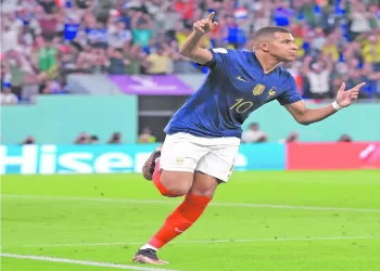 رفض استغلال صور النجوم فى إعلانات المراهنات 6 - جريدة الجمهورية رفض استغلال صور النجوم فى إعلانات المراهنات