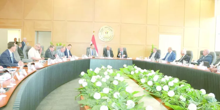 بين «الثلاثية والخماسية»: اجتماعات وزارية لتنفيذ التكليفات الرئاسية