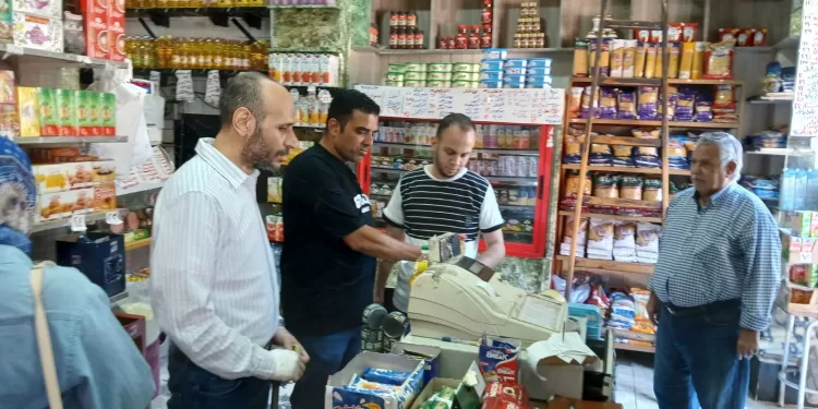 حملات تموينية مكبرة على المخابز والمجمعات الاستهلاكية والأسواق بالإسكندرية 1 - جريدة الجمهورية حملات تموينية مكبرة على المخابز والمجمعات الاستهلاكية والأسواق بالإسكندرية