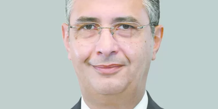 وزير التموين لـ «الجمهورية»: القمح يكفى 8 أشهر.. والزيوت 6..  والسكر لأكثر من عام