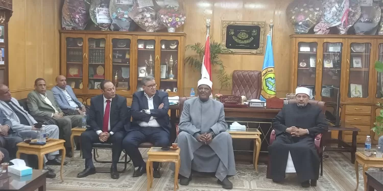 بجهود لجنة الأزهر بأبنوب.. «آل عمار» و«الحاج منصور» يعلنان العفو في الحادث المأساوي.. وشيخ الأزهر يشكرهم