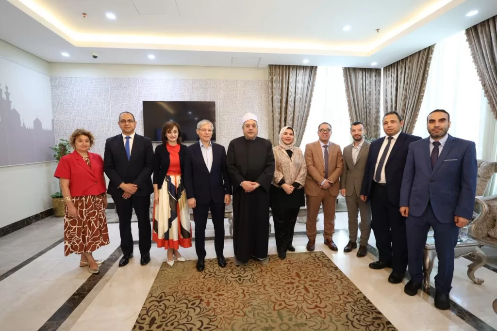 وكيل الأزهر يستقبل المرشح الروماني لمنصب الأمين العام للمنظمة الدولية للفرنكوفونية بمرصد الأزهر لمكافحة التطرف 3 - جريدة الجمهورية WhatsApp Image 2026 06 02 at 7.13.25 PM 1 - جريدة الجمهورية