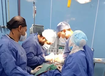 عاد إلى الحياة 3 مرات.. معجزة طبية بمستشفى أجا لإنقاذ مريض توقف قلبه متتاليًا