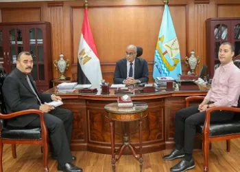 بعد ساعات من انتشار الفيديو الصادم لمسؤول تعليم القليوبية.. الداخلية ضبطت المتهم بمراودة سيدة عن نفسها مقابل نقل ابنتها