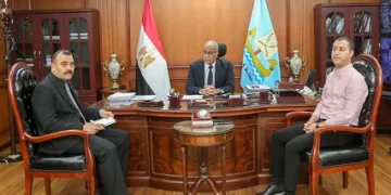 بعد ساعات من انتشار الفيديو الصادم لمسؤول تعليم القليوبية.. الداخلية ضبطت المتهم بمراودة سيدة عن نفسها مقابل نقل ابنتها