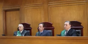محافظ أسيوط يترأس وفدًا رسميًا وشعبيًا لتقديم واجب العزاء لأسر ضحايا حادث أبنوب